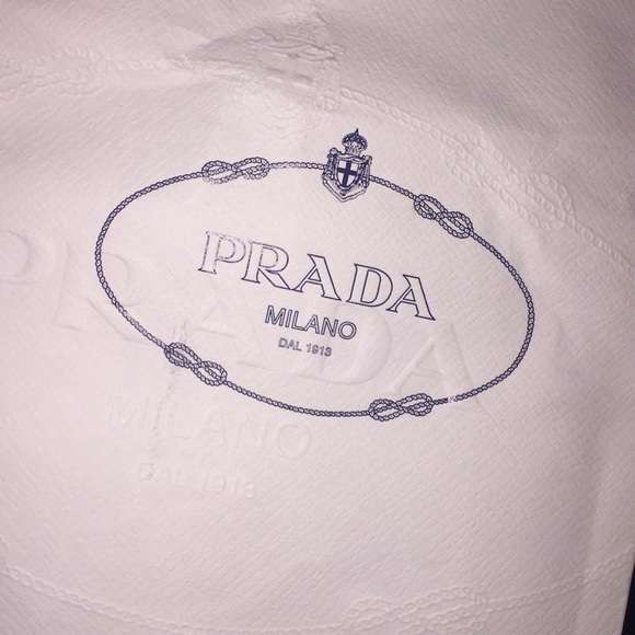 Prada Milano shopping bag. - Picture 4 of 4